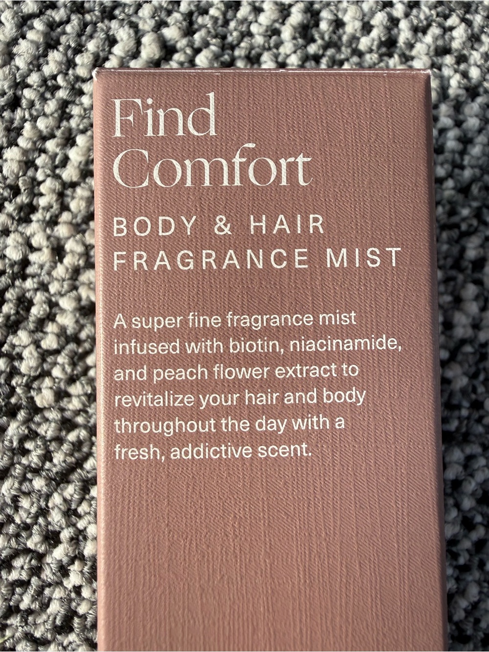 Rare Beauty Find Comfort Body & Hair Mist — Dusty Rose Pink - Picture 5 of 10